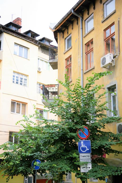 Time Traveling Apartment Sofia City Esterno foto